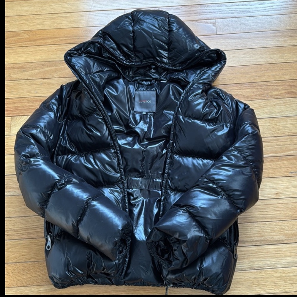 DUVETICA Black Puffer Jacket